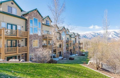 Eden Condo | 3-bedroom condo in fabulous Eden, skiing, biking, hiking, and water sports