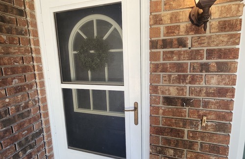 Roanoke House | Charming 3-bedroom, 2 bathroom house in downtown Roanoke.