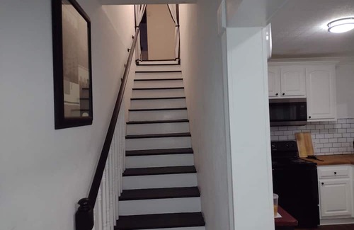 Elberton House | Granite Retreat East 2 Story - 2 Bedroom 1 Bathroom Homen