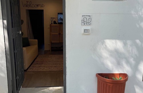 Partanna Apartment | My Ficodindia two-room apartment in Mondello