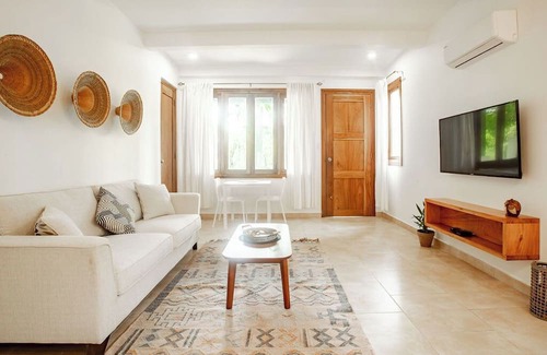Las Escobas del Venado House | Bungalow Home at Surfside Tropical Resort