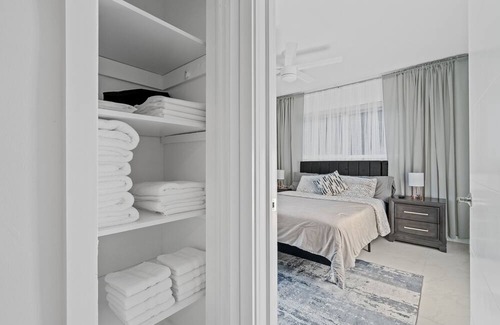 North Miami House | Spacious 4-bedroom house in amazing Miami