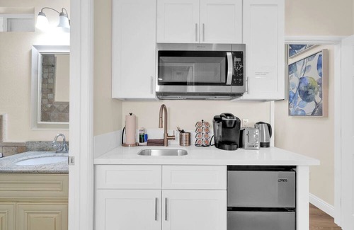 Covina Apartment | BackpackersApt/1B1B/Central/Coffee/WI-FI/Freeparking