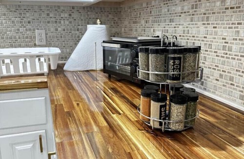 Hattiesburg House | Luxurious Midtown Hidden Gem