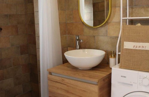 Specchia Apartment | Apartment 'Dimora Stella Celeste' with Wi-Fi and Air Conditioning