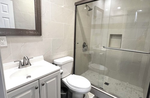 Hermosa Village Apartment | Charming 1-bedroom studio with WiFi and AC close to Disneyland