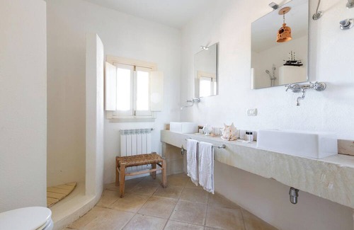 Marina di Felloniche House | 4080 Villa Marcatare by BarbarHouse