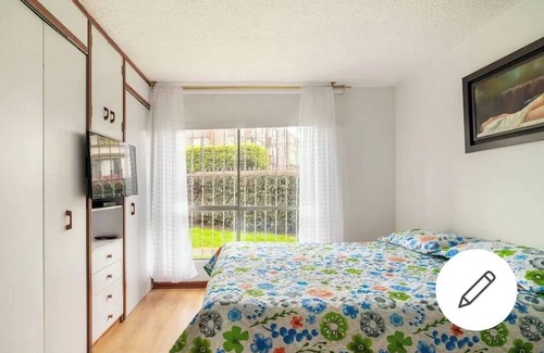 Calle 26 Apartment | A 5 Minutos del Airport, Bello Apto con 300 Megas Internet, Gimnasio, Piscina