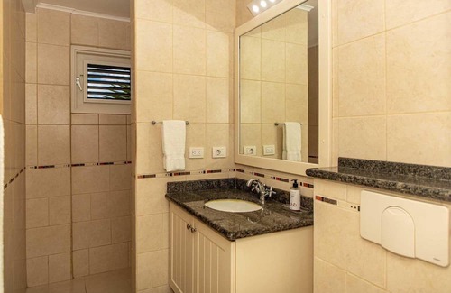 Kralendijk House | Playa Lechi - A modern 2-bedroom apartment with ocean view.