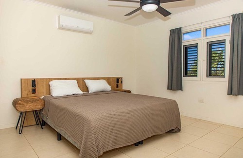 Kralendijk House | Playa Lechi - A modern 2-bedroom apartment with ocean view.