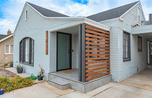 El Centro House | Lovely 2-bedroom house in El Centro with WiFi, AC