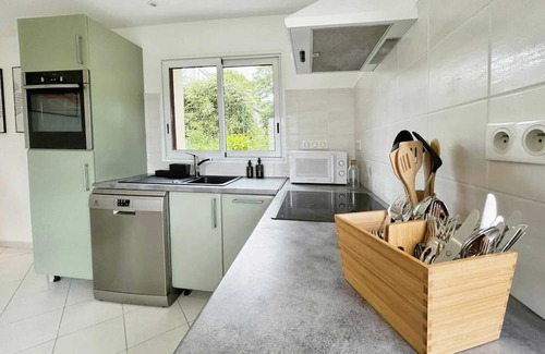Saint-Evarzec House | Homerez - House in Saint-Évarzec