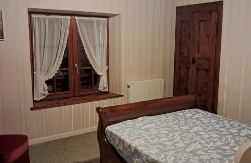 Attignat-Oncin House | Magnificent country house in a quiet, green setting