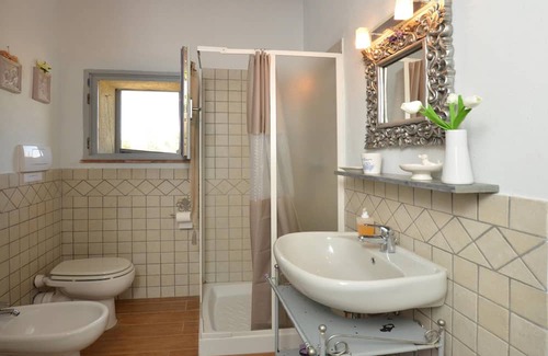 Scansano Villa | Villa Borgiano - Three Bedroom Villa, Sleeps 6