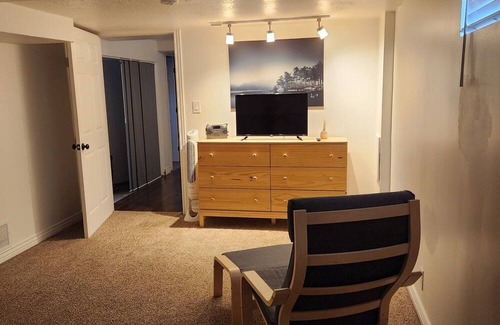 Washington Terrace Apartment | Quiet & clean 2 bed 1 bath basement apartment with dining area & some appliances