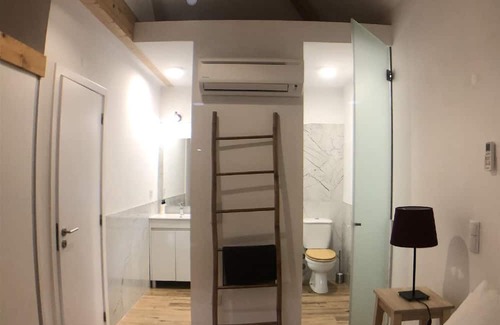 Casteloes House | Holiday house Bustelo for 1 - 6 persons with 3 bedrooms - Holiday home
