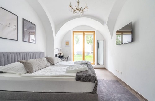 Mautern an der Donau Apartment | Wachau Haven | 45m² | Idyllic with Garden Terrace