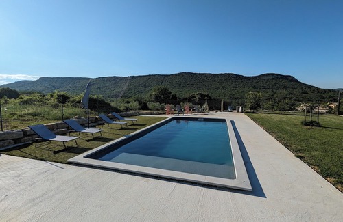 Saint-Andre-d'Olerargues Villa | Villa au Calme à la Campagne
