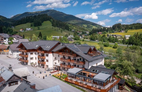 Russbach am Pass Gschuett Apartment | 4 Family Suite Without Kitchen - Dachsteinresort