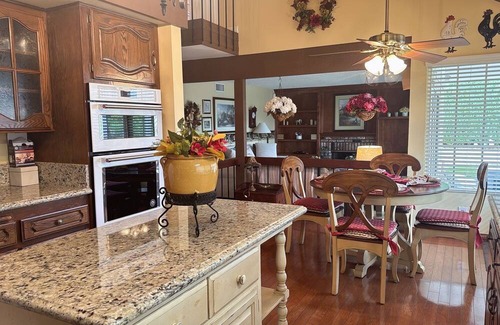 Bonita Villa | New listing Special! Vacation Disney/Universal, Relocation Hospital/College/WFH