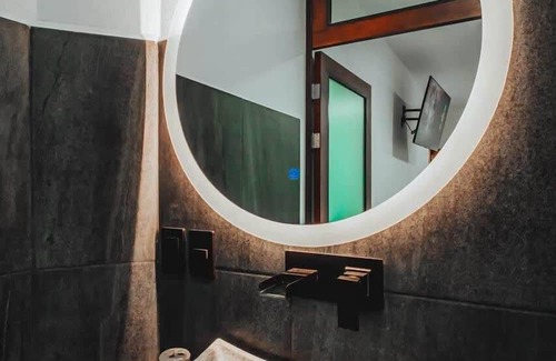 La Manzanilla Villa | New La Manzanilla Paradise, Vibrant Pool Home