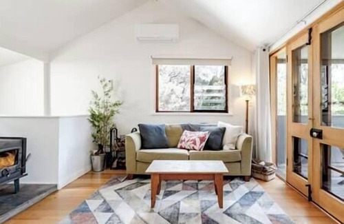 Pennyroyal Cabin | The Windmill Cottage.