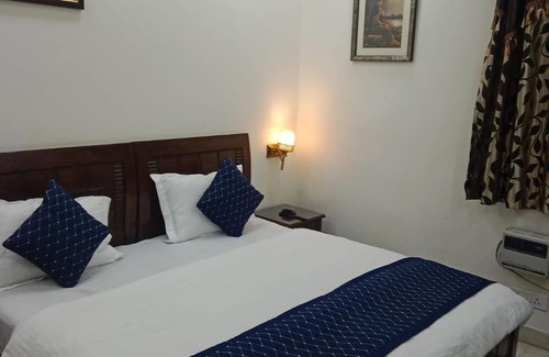 South Extension Bed & Breakfast | Bed And Breakfast cum Home Stay