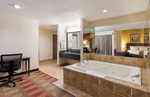 Hebron House | Perfect for I-70 Travelers: Stay with Indoor Pool, Hot Tub, and Free Breakfast