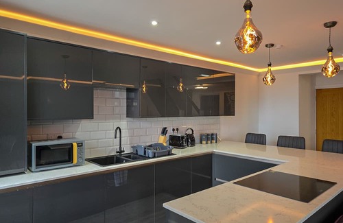 South Shore Apartment | Luxury Duplex 4 Bedroom Apartment by DYSA Living