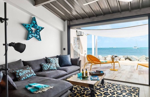 Nettle Bay House | Beach house 4p - facing to the sea