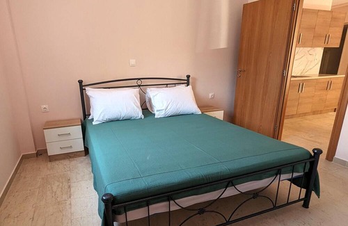 Kamena Vourla Apartment | Achilleas Rentals No2