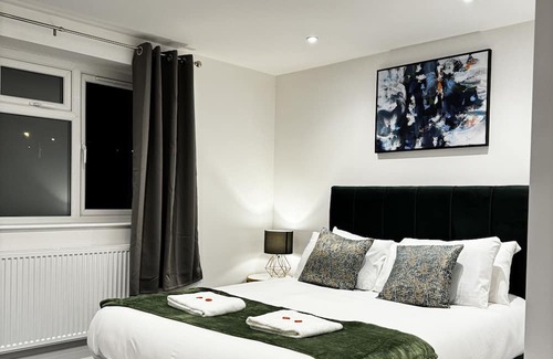 Elmbridge Apartment | Desford Delight: Modern 1Bedroom Apt