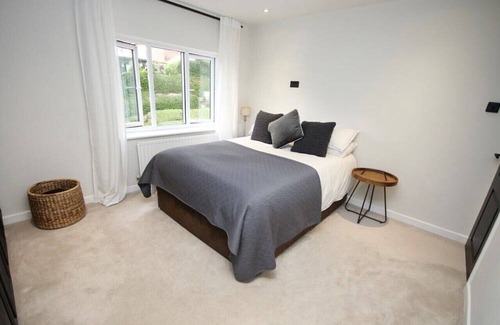 Eccles House | Canal Mews 2 Bedroom