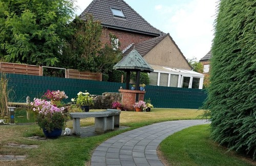 Goch House | Garden magic Comfortable holiday residence