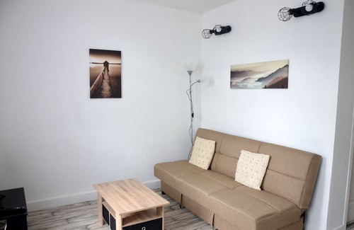 Chambon-sur-Voueize Apartment | Studio "Au Bord de L'eau" Pour 3 Personnes, à L'orée D'un Village Authentique
