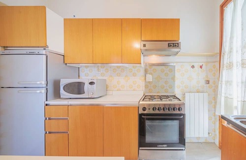 Ex Campo d'Aviazione Apartment | Lovely apartment for 5 people with A/C, TV and balcony