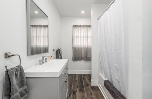 Bangor Apartment | New Riverfront 2BD 1BA | Washer & Dryer Included