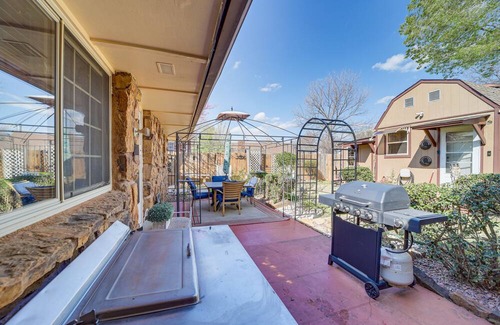 Tulsa House | Tulsa Home w/Outdoor Patio & Grill!