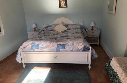 Poggio San Lorenzo Apartment | The 'castelletto' Holiday House.