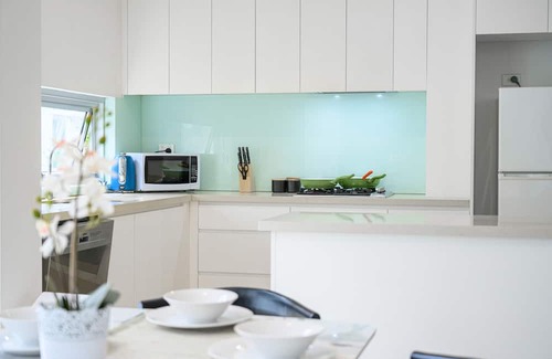 Pymble Apartment | Gordon 2Br close to Train Station & Shopping