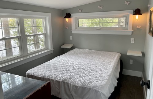 Frontenac House | Loughborough Lake Private Island