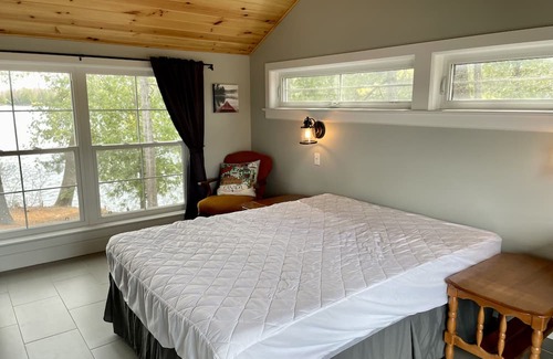 Frontenac House | Loughborough Lake Private Island