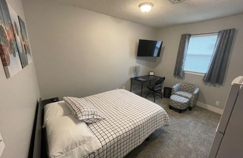 Saint Marys  Allen County House | Cozy Calhoun Suites #3
