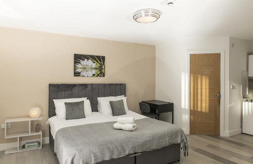 Preston Apartment | Cozy Studio Flat for rent