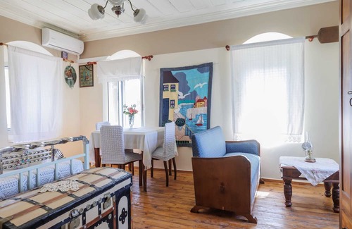 Valira House | Valira's Antique House - A Timeless Getaway