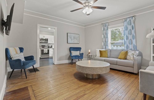 Sans Souci House | 4BR Bungalow by Swamp Rabbit: Pets and Playground