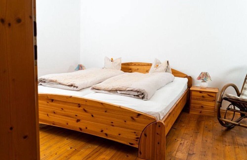 Flossenburg Apartment | Apartment in the old forestry office