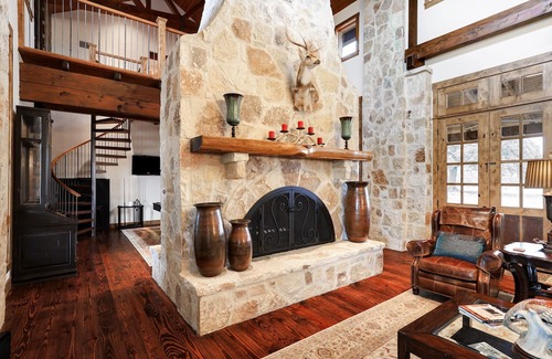 Bergheim House | Rusted Roof Ranch - A Birdy Vacation Rental