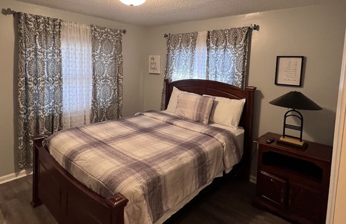 Monroe House | Cozy and Quiet four Bedroom, four bath home in a private area