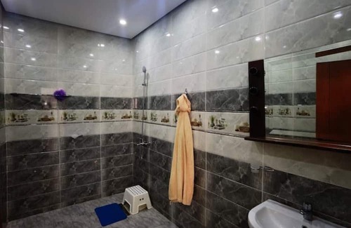 Bni Makada Apartment | Charming 1Bedroom Apartment with 2 Living Rooms Near Train Station & City Center